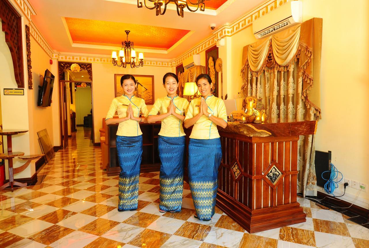 Union Square Hotel Yangon Exterior photo