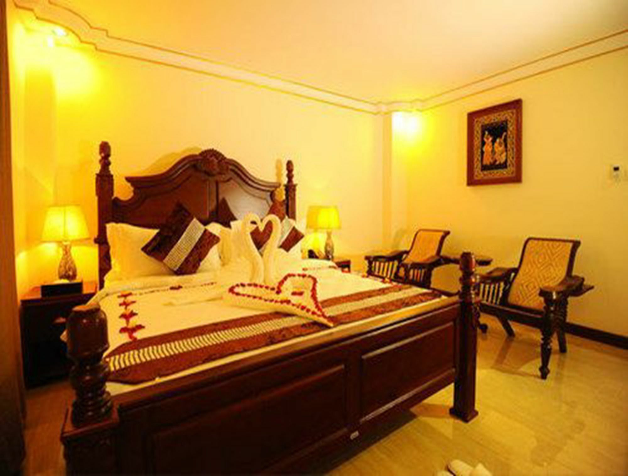 Union Square Hotel Yangon Exterior photo
